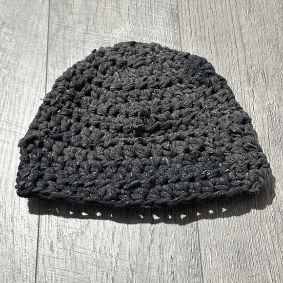 Crochet Knitted Hat Winter Fall grey small grunge cyber 2000s 100% recycled - Picture 2 of 8